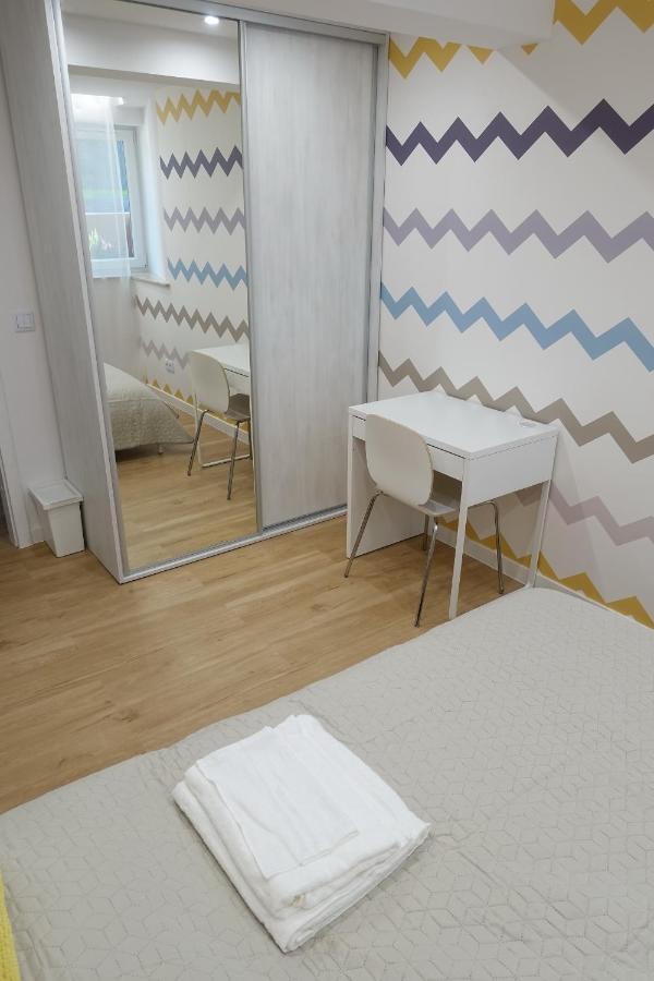Three Rooms Apartment Cracovie Extérieur photo